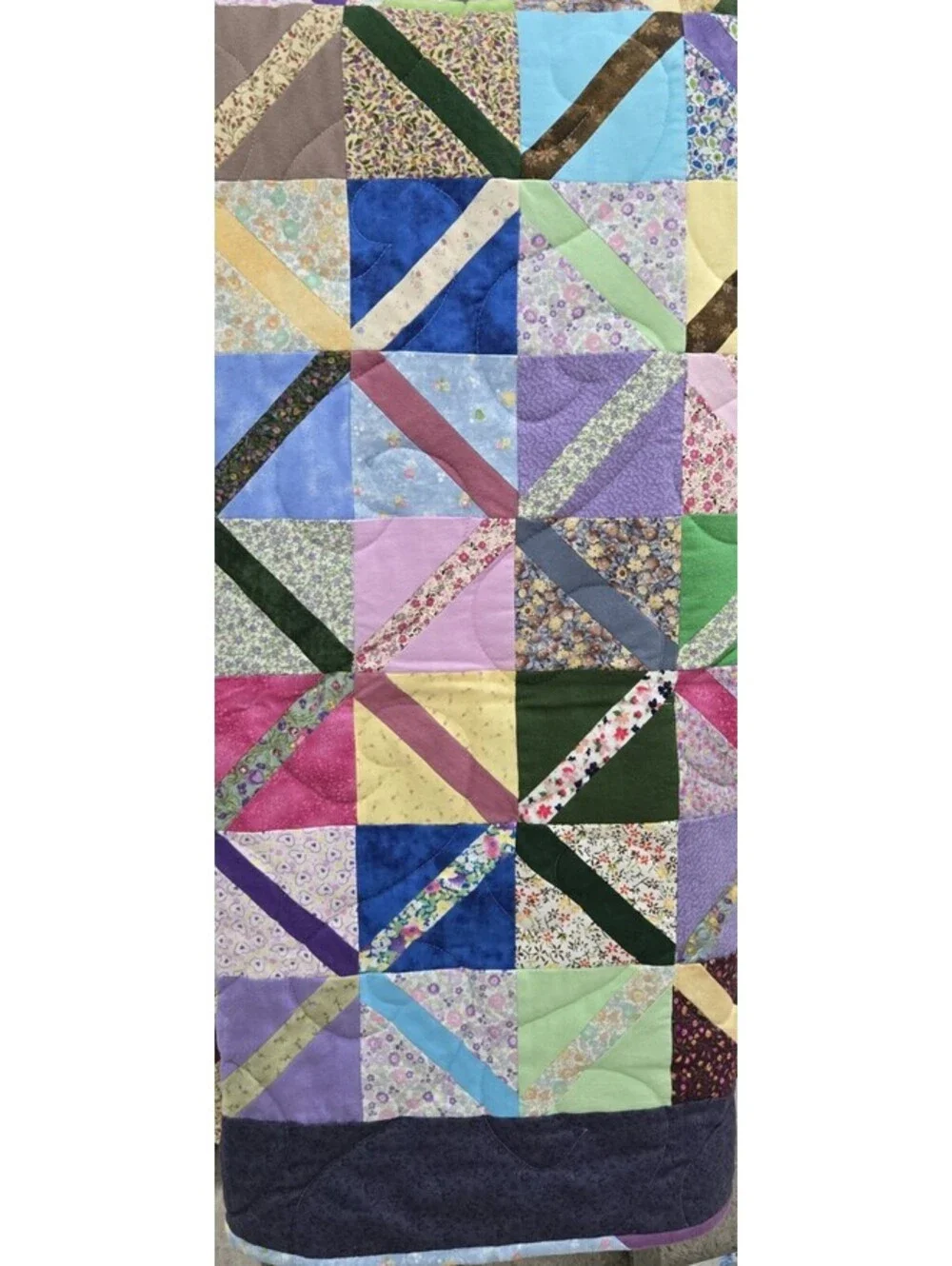 QUILT - HANDMADE - SCRAPPY - MULTI COLOR